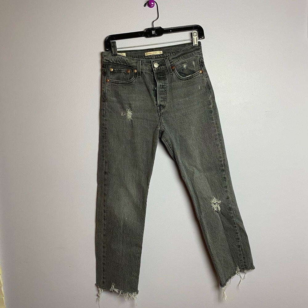 Levi wedgie straight